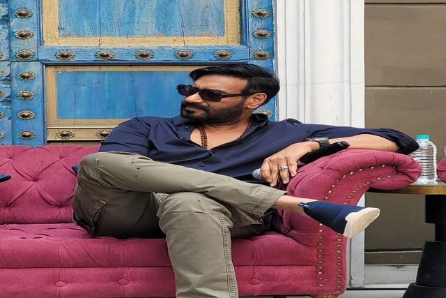 Ajay Devgn visits Patrika