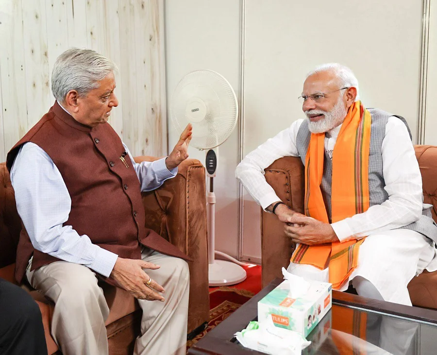 Shri Gulab Kothari with Prime Minister Narendra Modi